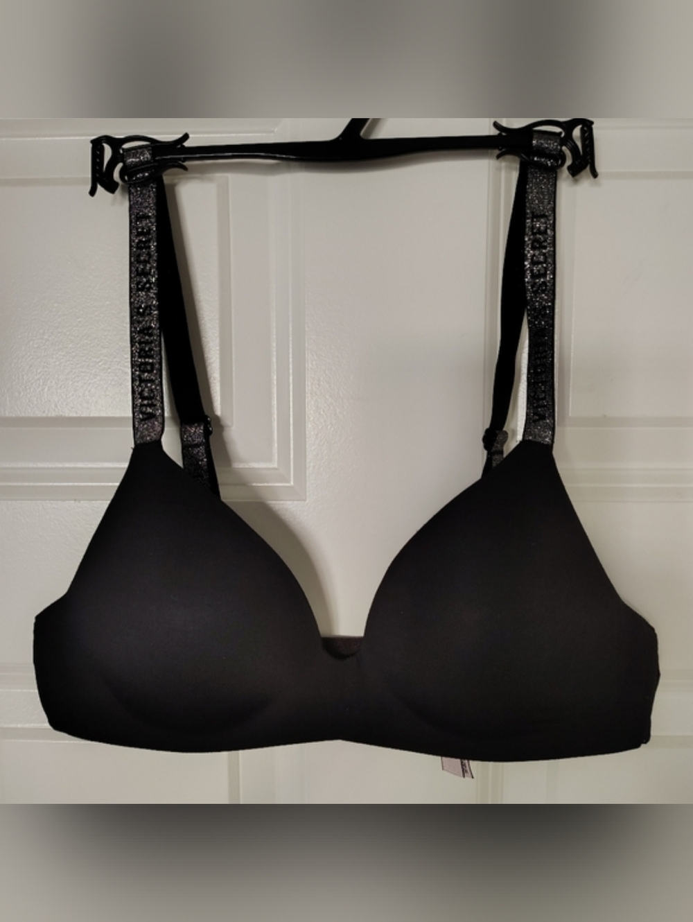 Victoria's Secret Lightly Lined Wireless Black Bra W/ V. S. Logo Shine Straps